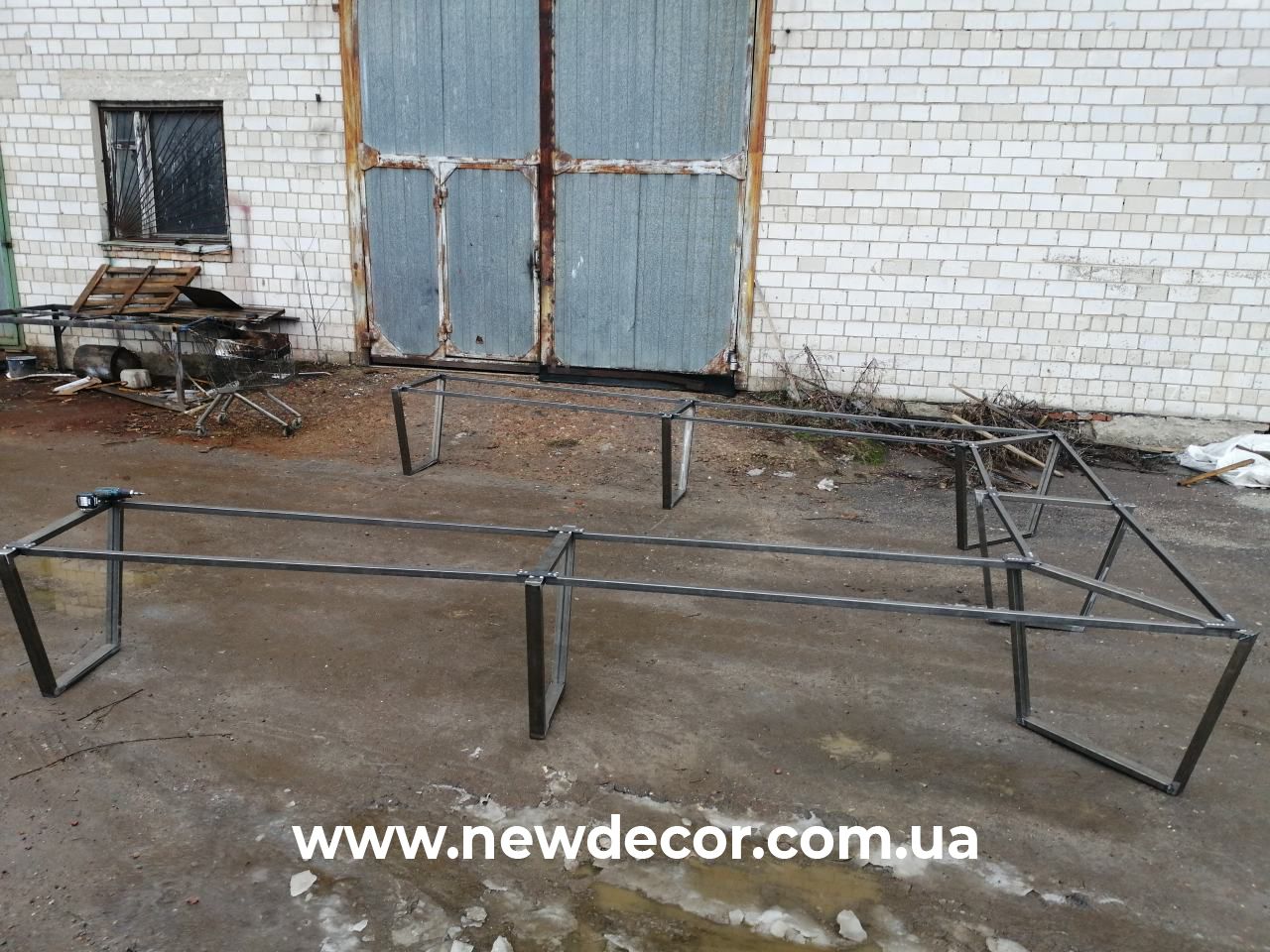 металлические каркасы для стола